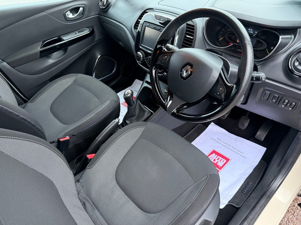 Used Renault Captur 2014 for sale - 76670587: Photo 9