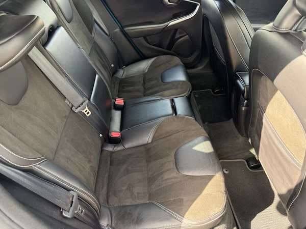 Used Volvo V40 2015 for sale - 75648011: Photo 12