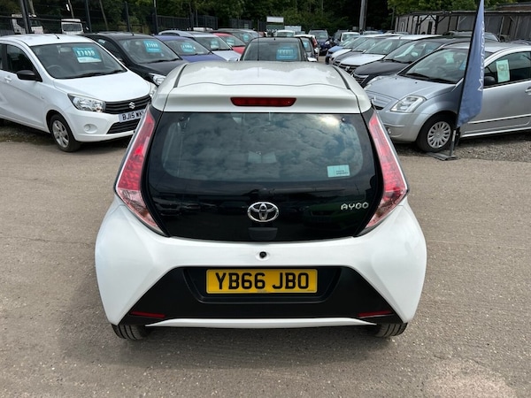 Used Toyota AYGO 2016 for sale - 74689589: Photo 4