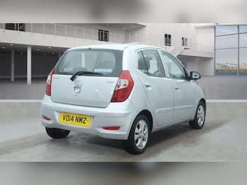 Used Hyundai i10 2014 for sale - 77560542: Photo