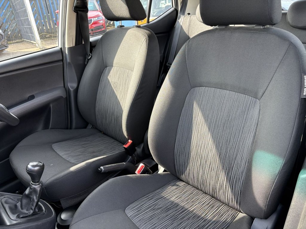 Used Hyundai i10 2014 for sale - 77560542: Photo 9