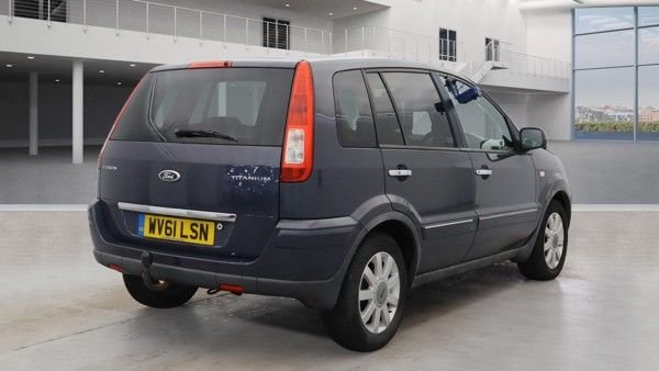 Used Ford Fusion 2011 for sale - 77685328: Photo 4