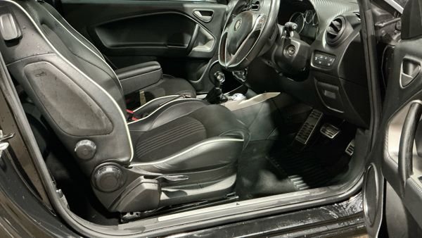 Used Alfa Romeo MiTo 2016 for sale - 77133269: Photo 9