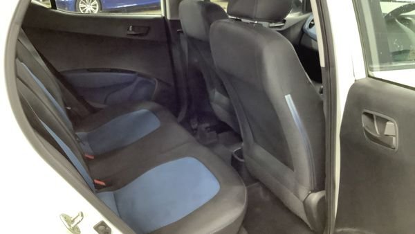 Used Hyundai i10 2014 for sale - 77427810: Photo 8