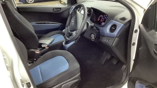 Used Hyundai i10 2014 for sale - 77427810: Photo 9