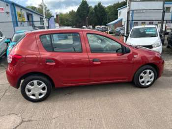 Used Dacia Sandero 2016 for sale - 74722413: Photo
