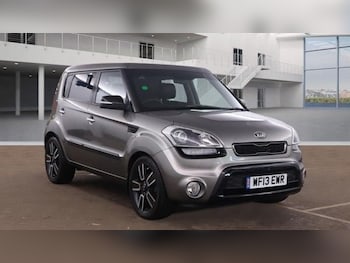 2013 (13) - 1.6 CRDi Quantum 5dr Auto