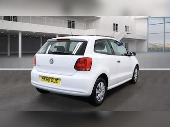 Used Volkswagen Polo 2010 for sale - 77280745: Photo