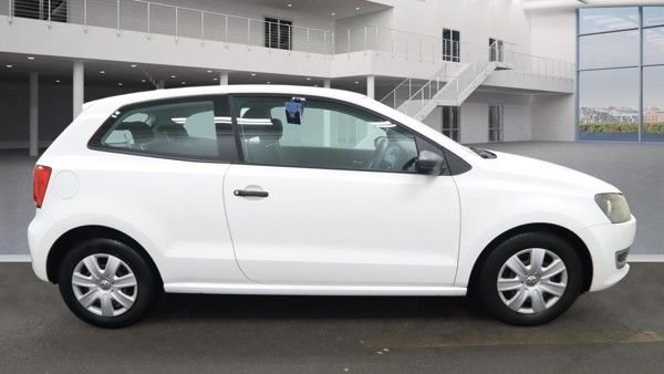 Used Volkswagen Polo 2010 for sale - 77280745: Photo 5