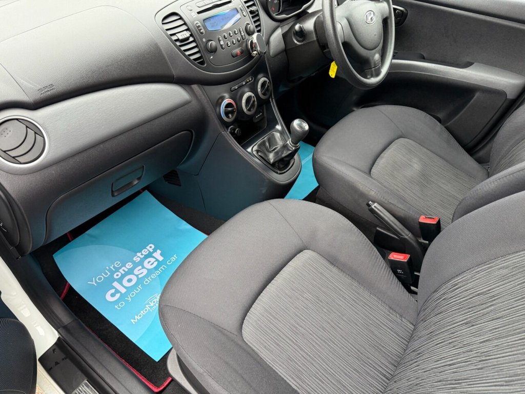 Used Hyundai i10 2012 for sale - 76927596: Photo 20