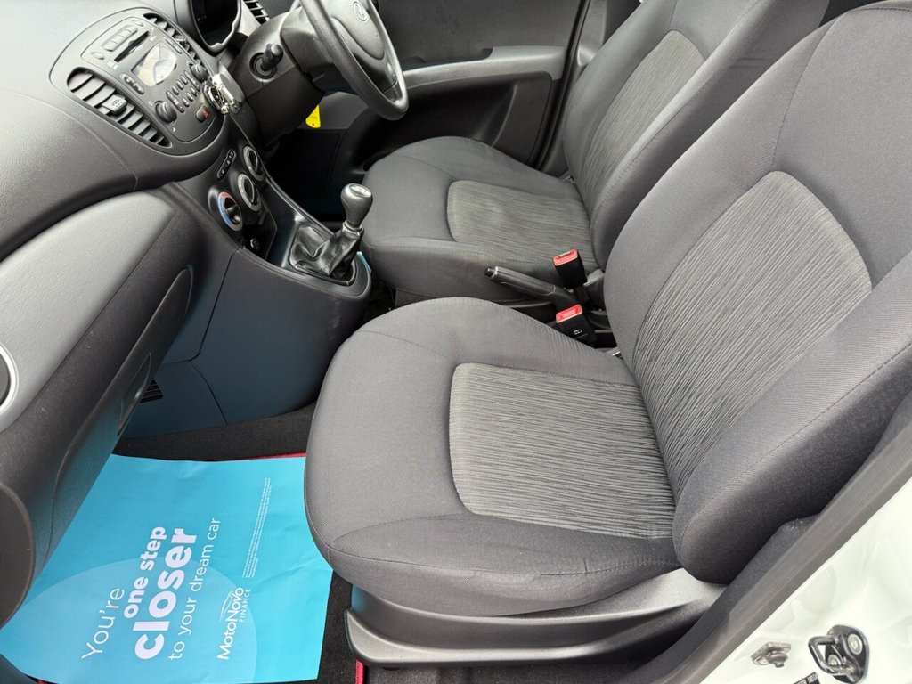 Used Hyundai i10 2012 for sale - 76927596: Photo 21