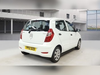 Used Hyundai i10 2012 for sale - 76927596: Photo