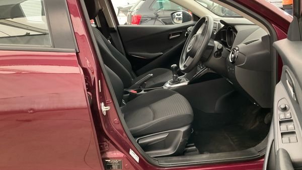 Used Mazda Mazda2 2018 for sale - 77893705: Photo 8