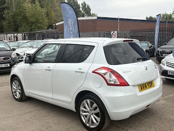Used Suzuki Swift 2014 for sale - 79493836: Photo