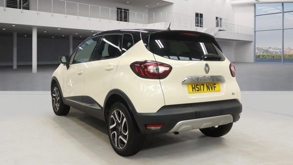 Used Renault Captur 2017 for sale - 77636702: Photo 3