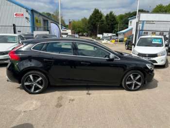 Used Volvo V40 2017 for sale - 74606552: Photo
