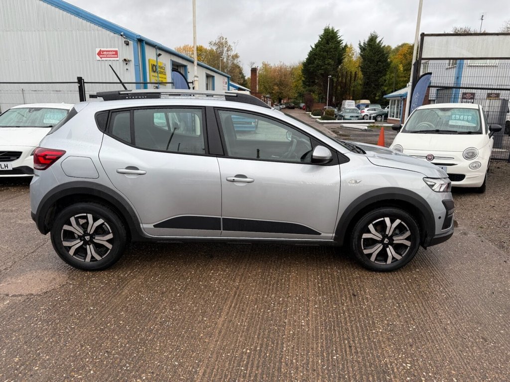 Used Dacia Sandero Stepway 2021 for sale - 76267061: Photo 2