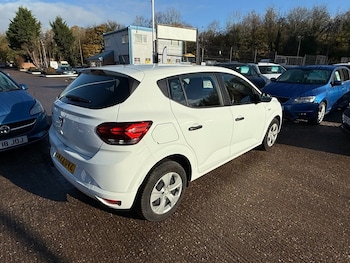 Used Dacia Sandero 2022 for sale - 76372532: Photo