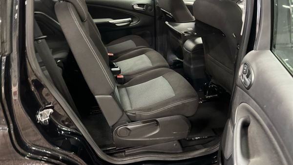 Used Ford Galaxy 2015 for sale - 76203281: Photo 7