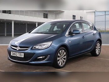 Used Vauxhall Astra 2013 for sale - 76962515: Photo