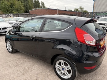 Used Ford Fiesta 2013 for sale - 75533811: Photo