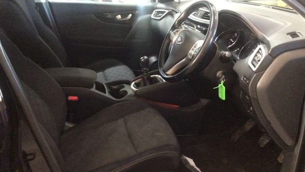 Used Nissan Qashqai 2017 for sale - 77920135: Photo 8