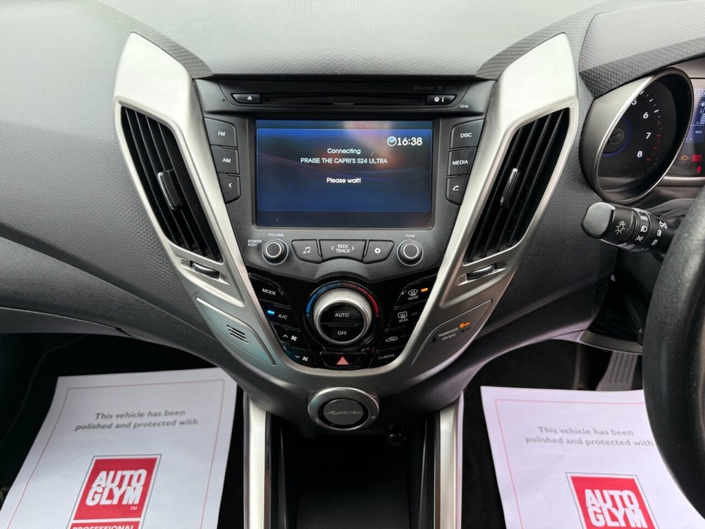 Used Hyundai Veloster 2013 for sale - 76098225: Photo 20