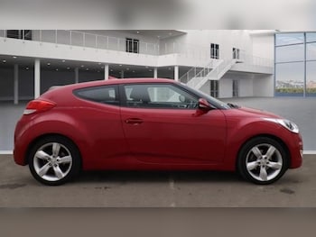 Used Hyundai Veloster 2013 for sale - 76098225: Photo