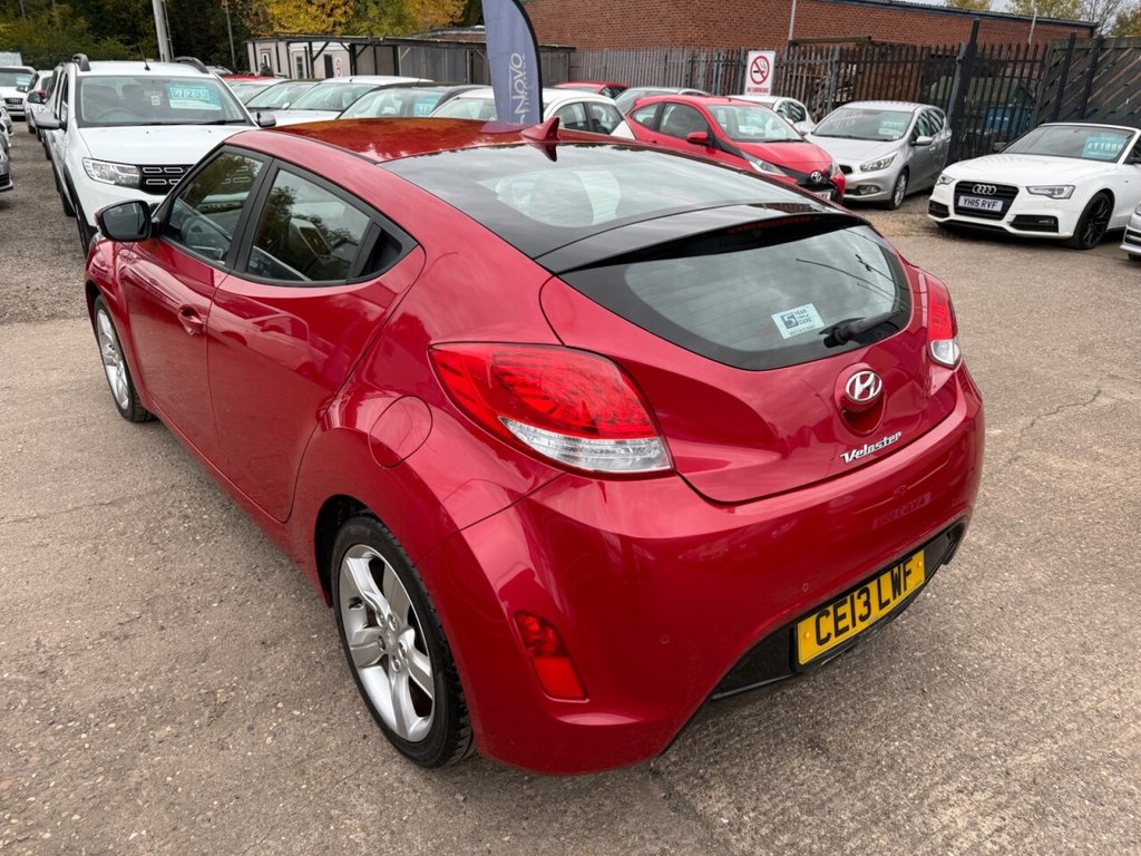 Used Hyundai Veloster 2013 for sale - 76098225: Photo 4