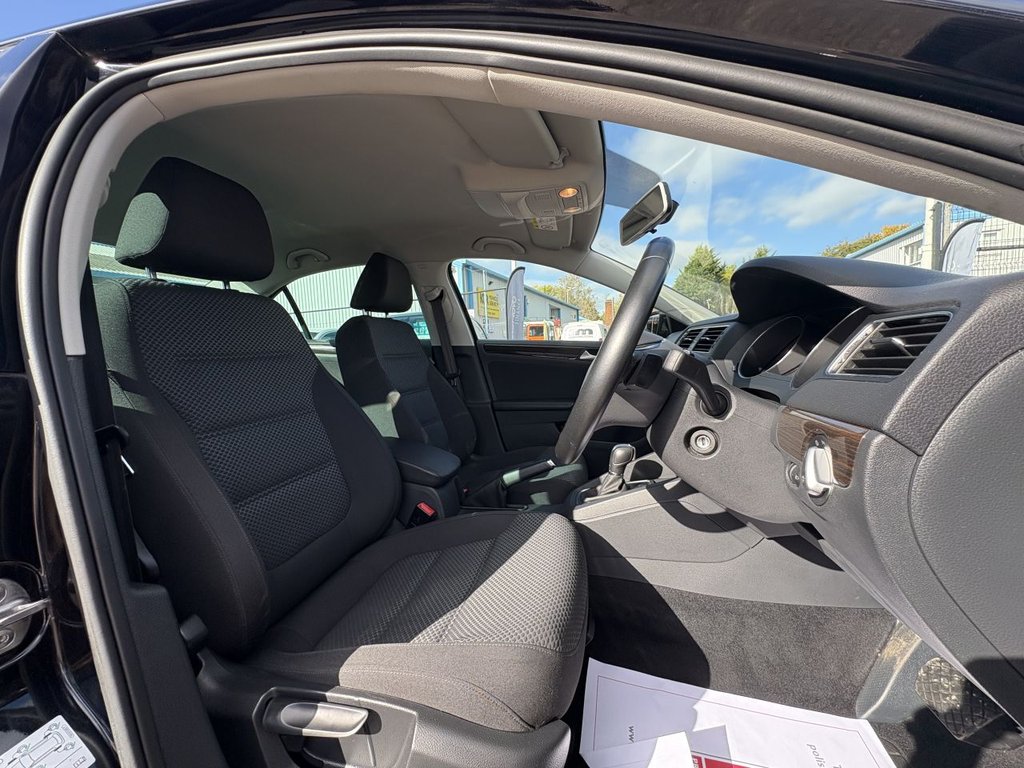 Used Volkswagen Jetta 2017 for sale - 76080745: Photo 29