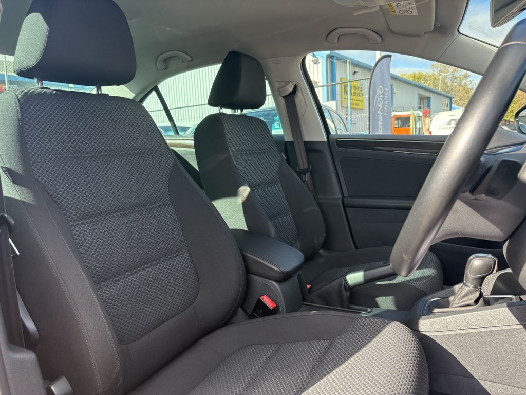 Used Volkswagen Jetta 2017 for sale - 76080745: Photo 31