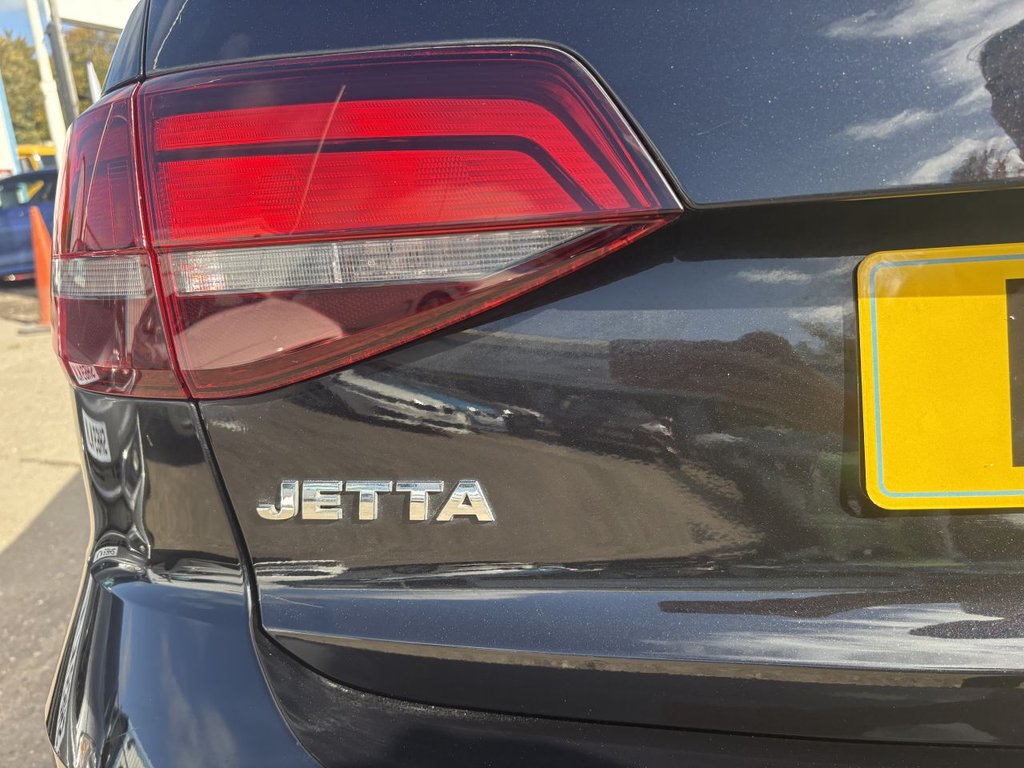 Used Volkswagen Jetta 2017 for sale - 76080745: Photo 32