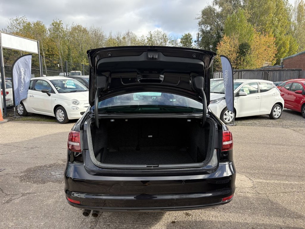 Used Volkswagen Jetta 2017 for sale - 76080745: Photo 34