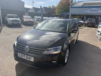 Used Volkswagen Jetta 2017 for sale - 76080745: Photo