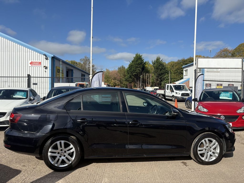 Used Volkswagen Jetta 2017 for sale - 76080745: Photo 6