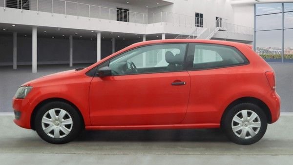 Used Volkswagen Polo 2011 for sale - 77560540: Photo 6