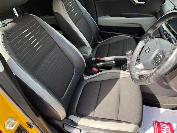 Used Kia Stonic 2017 for sale - 75752898: Photo 10
