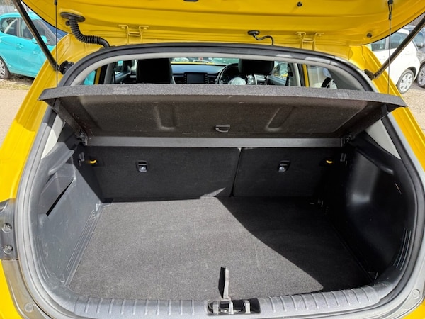 Used Kia Stonic 2017 for sale - 75752898: Photo 15
