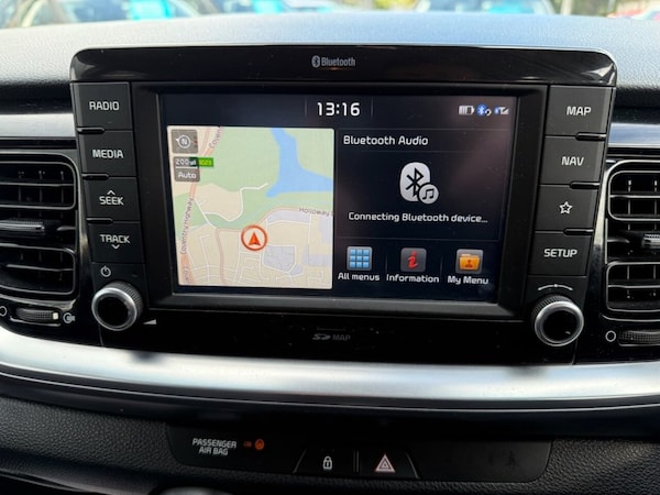 Used Kia Stonic 2017 for sale - 75752898: Photo 21