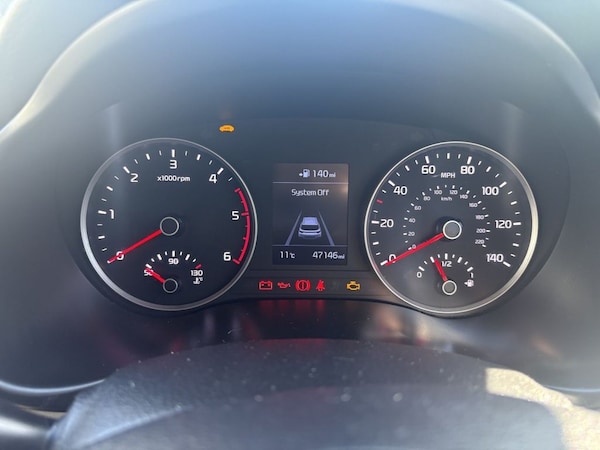 Used Kia Stonic 2017 for sale - 75752898: Photo 31