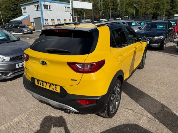 Used Kia Stonic 2017 for sale - 75752898: Photo 3