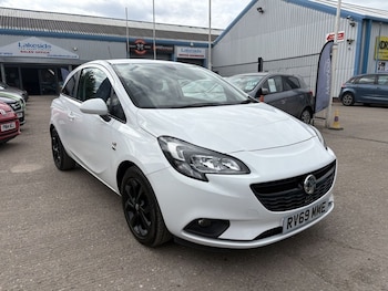 Vauxhall - Corsa