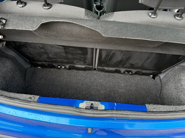 Used Peugeot 107 2011 for sale - 75299142: Photo 15