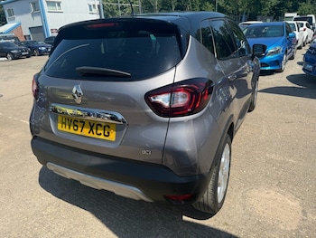 Used Renault Captur 2017 for sale - 78901107: Photo