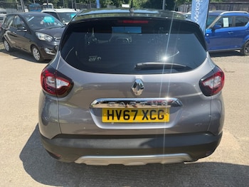 Used Renault Captur 2017 for sale - 78901107: Photo