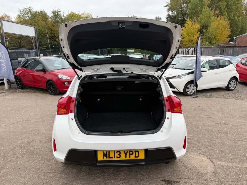 Used Toyota Auris 2013 for sale - 75614985: Photo 15