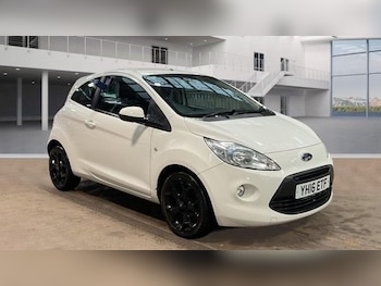 2016 (16) - 1.2 Zetec White Edition 3dr