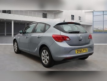 Used Vauxhall Astra 2015 for sale - 77280766: Photo