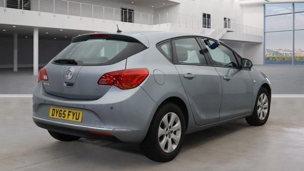 Used Vauxhall Astra 2015 for sale - 77280766: Photo 4