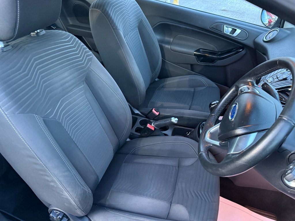 Used Ford Fiesta 2015 for sale - 76768352: Photo 11